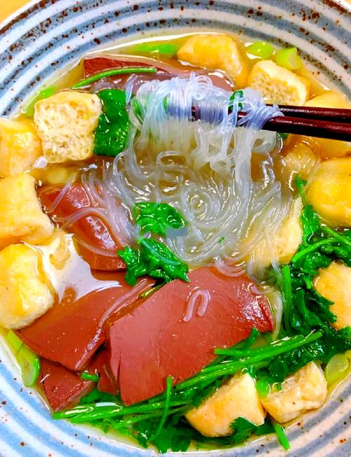 酸辣粉丝汤的做法(酸辣粉丝汤的食材)